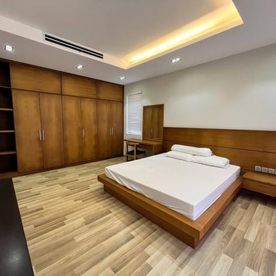 Miete einer neuen Villa mit 4 Schlafzimmern im Stadtteil Nam Viet A, Da Nang, Vietnam